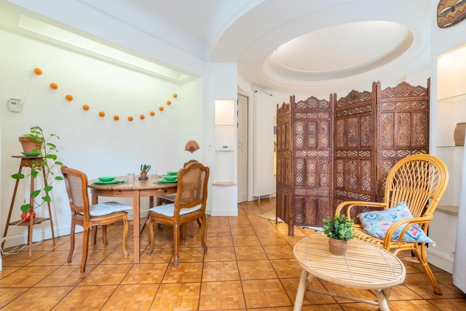 Center With Lots Of Charm Apartment